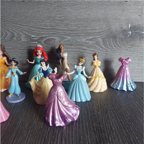 Disney Princesses Figure Toy Lot - Picture 3 of 5